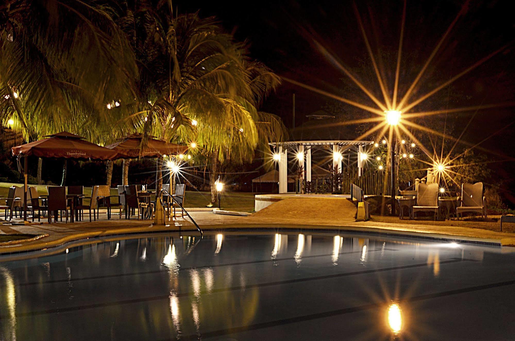 Thunderbird Resorts - Rizal Binangonan Exterior photo