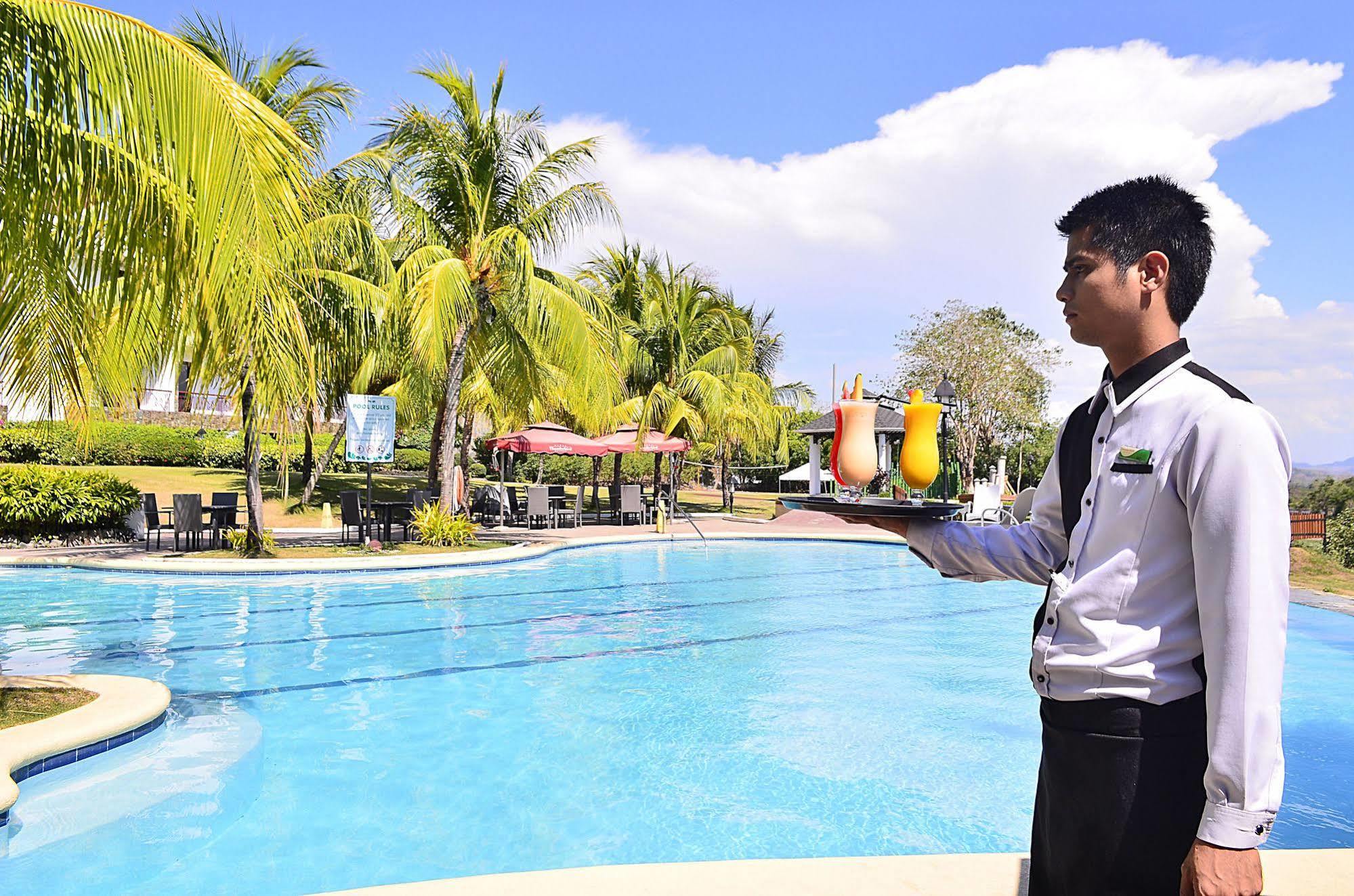 Thunderbird Resorts - Rizal Binangonan Exterior photo